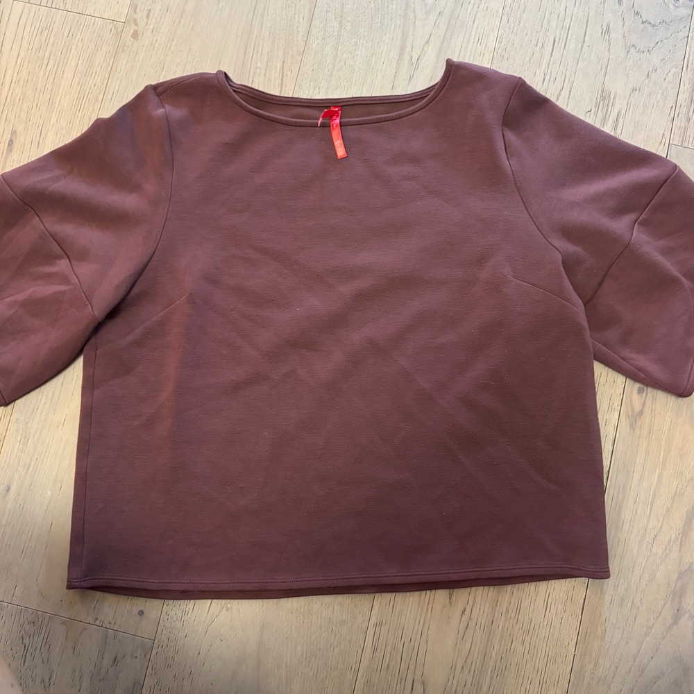 Spanx AirEssentials Short Sleeve Top Size Large L Relaxed Boxy Tee